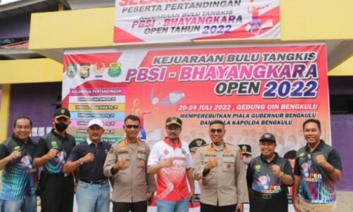 WakaPolda Bengkulu Buka Resmi Tournament Badminton Kapolda Cup 2022