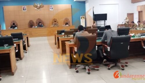 Tujuh Fraksi Sampaikan Pandangan Umum Terkait Raperda APBD 2023 Serta Jawaban Pihak Eksekutif