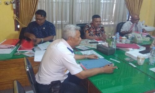 Rapat Kerja Bersama Antara Komisi II dan Mitra Kerja Dalam Membahas R-APBD Tahun 2023