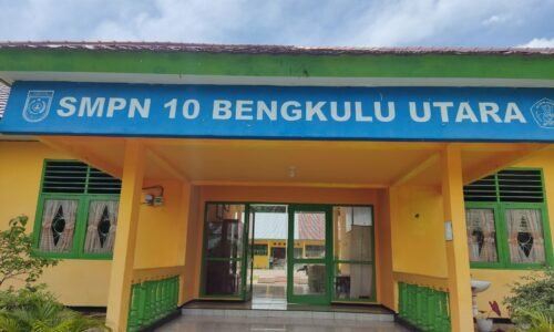 Kepsek SMP Negeri 10 Bengkulu Utara Terkesan Abaikan Himbauan Gubernur Dan Bupati