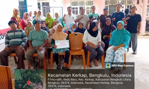 Pemdes Kedu Baru Salurkan BLT DD dan Honor LKD