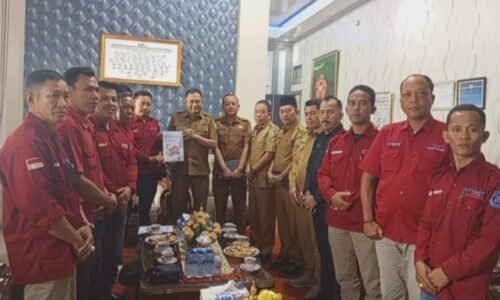 Dalam Rangka Menjalin Silaturahmi dan Sinergi Program, SMSI Bengkulu Tengah Gelar Audiensi Bersama Bupati
