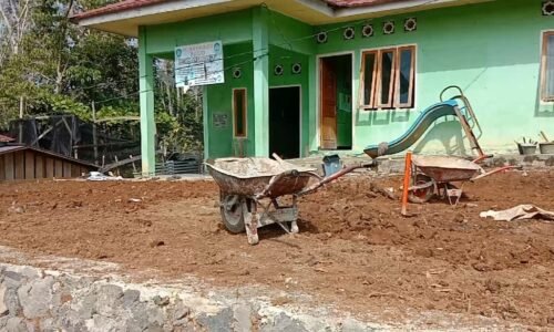 Pembangunan Peningkatan Gedung Paud di Desa Pondok Kubang Diduga Tanpa Melibatkan TPK