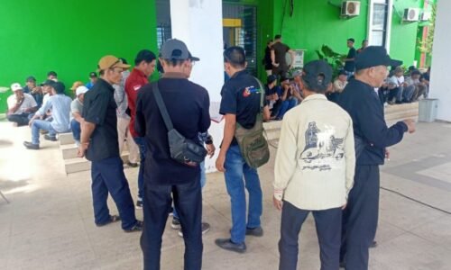Massa Perwakilan Masyarakat Dari 5 Kecamatan, Datangi DPRD Benteng Sampaikan Aspirasi Terkait Permasalahan PT. RAA