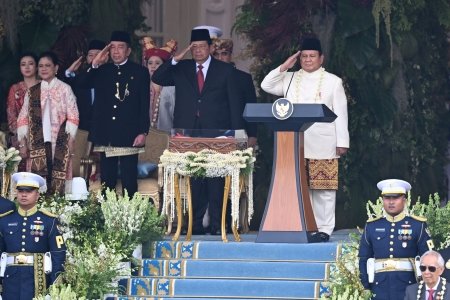 Pesan Persatuan dari Pakaian Adat: Prabowo Betawi, Gibran Gayo