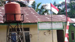 Segera Ditindaklanjuti, Bendera Merah Putih Kantor Desa Talang Tengah-2 Sudah Diganti Baru