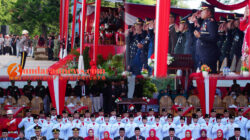 Khidmat, Kapolres Bengkulu Utara Pimpin Upacara Penurunan Bendera Merah Putih HUT RI Ke-81
